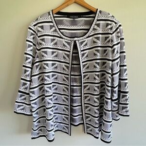 Ming Wang Geometric Cardigan Black/White Size 2X